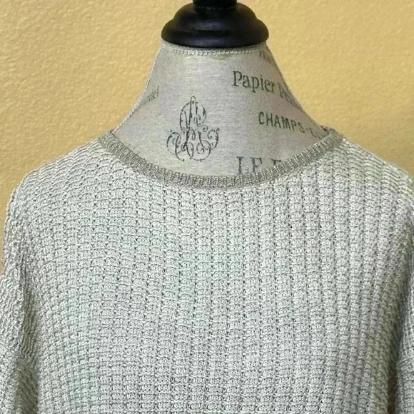 Linda Allard For Ellen Tracy Cream With Gold Thread Sweater Petite Medium EUC - Picture 4 of 5